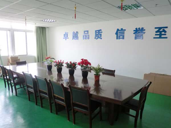 生產(chǎn)車間，研發(fā)人員開會廳